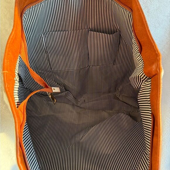 Tres Jolie Cow Print Tote - Picture 6 of 6